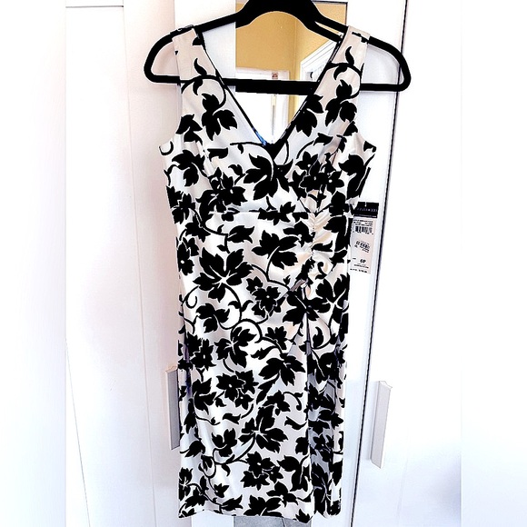 Donna Ricco Dresses & Skirts - Donna Ricco - Vanilla/Black Sleeveless Dress